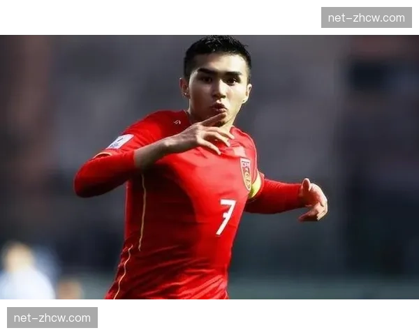 青岛西海岸延续年轻化路线 艾菲尔丁等U23球员获成长空间 青岛西海岸延续年轻化路线 艾菲尔丁等U23球员获成长空间